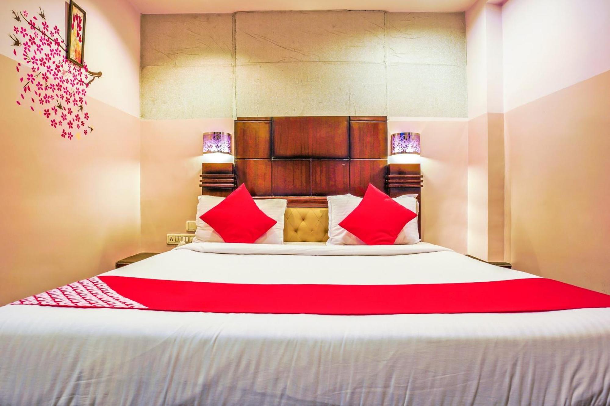 Hanvi Inn Hyderabad Eksteriør billede